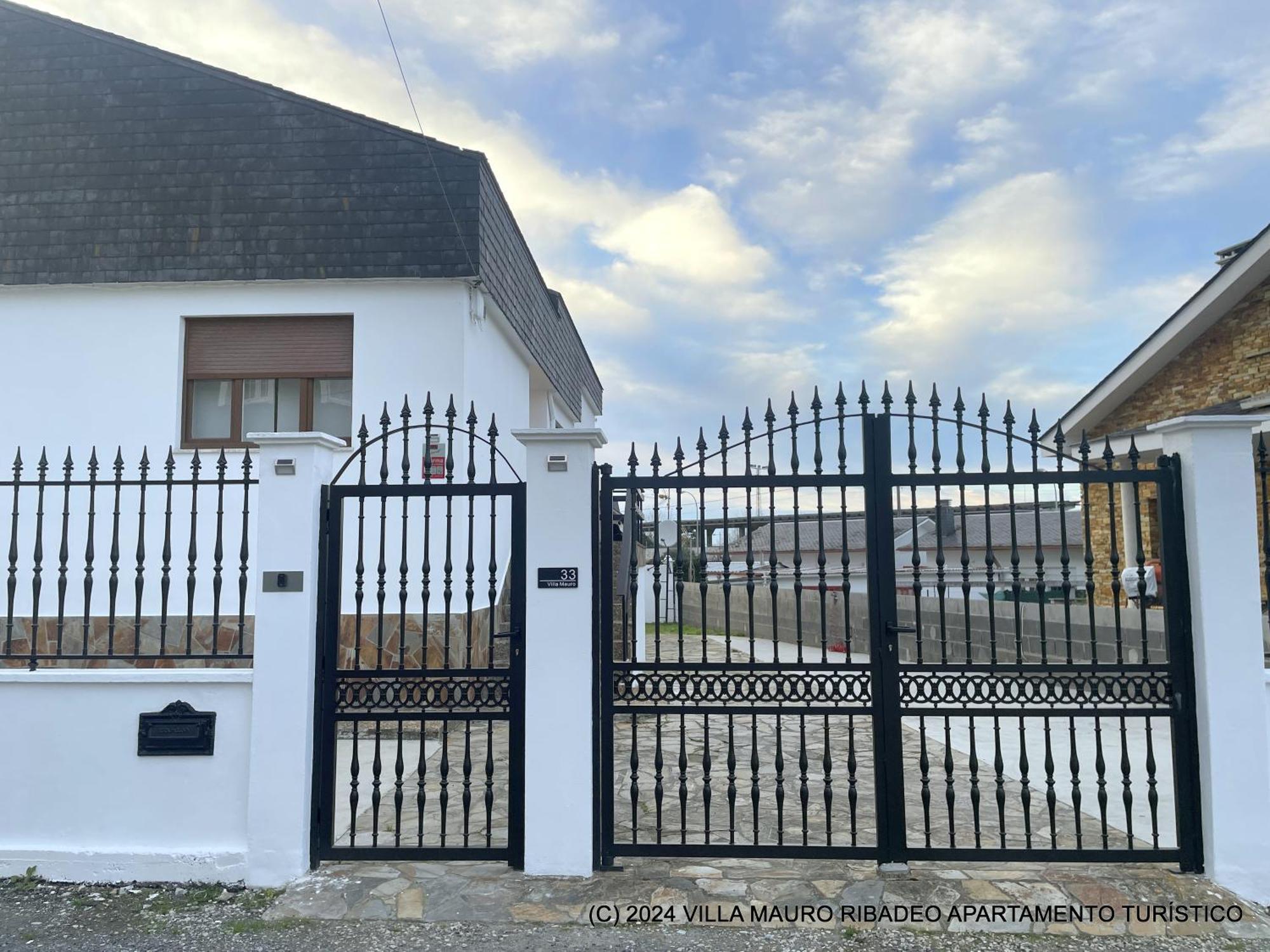 Villa Mauro Ribadeo Apartamento Turistico Buitenkant foto